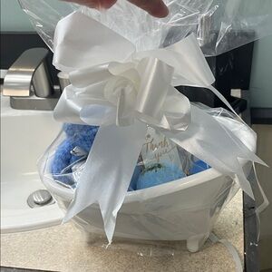 Luxury Bath Gift Set with White and Blue Accents